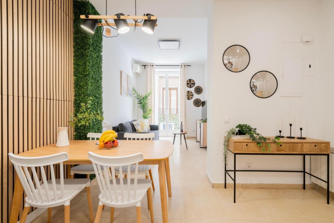 For You Rentals Elegante Y Bonito Apartamento Temporal En El Corazon De Madrid Inf1C Exteriör bild
